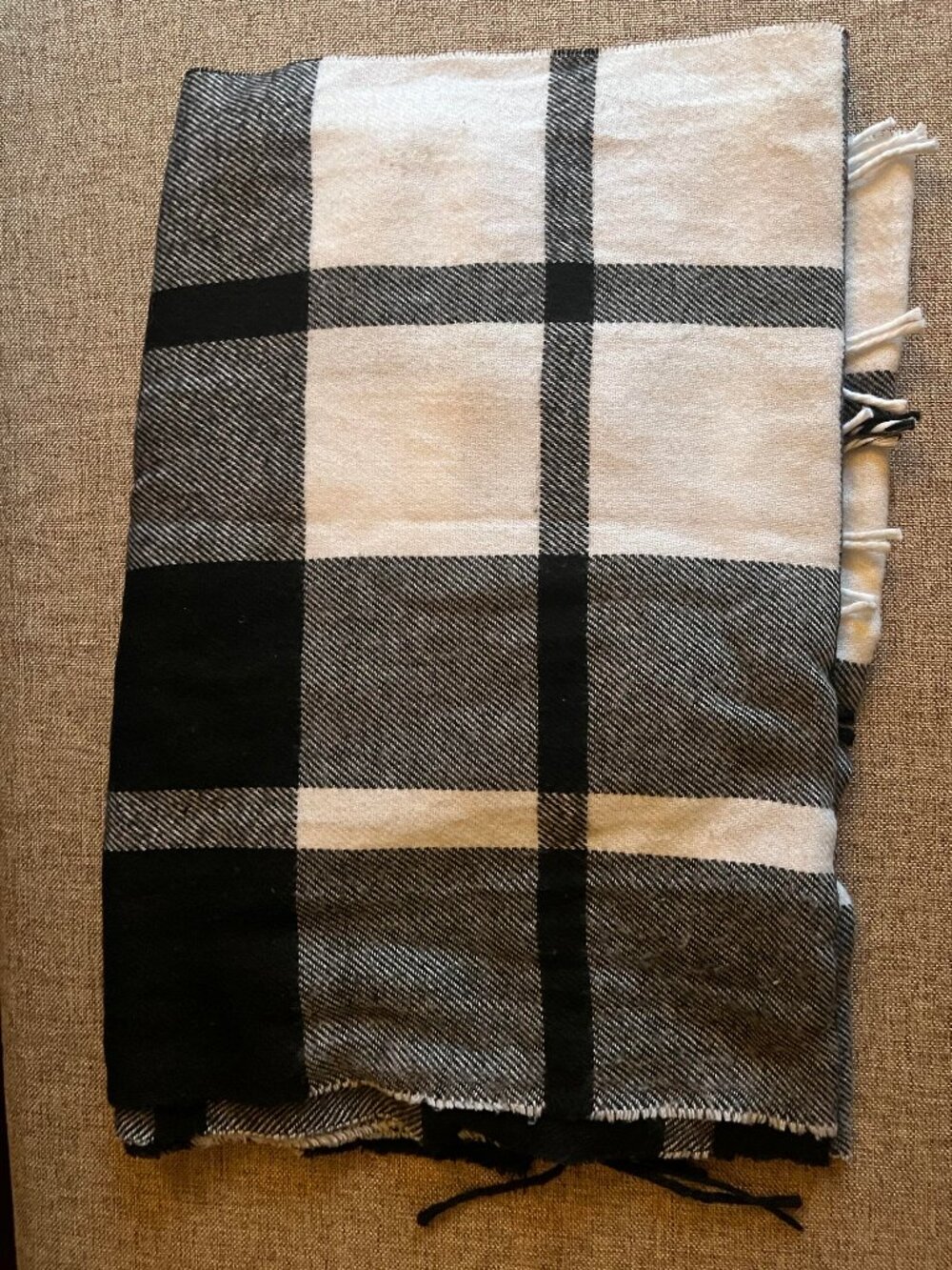 Black White Gray Large Plaid Scarf Fringe Ends Oversized Wrap Soft Winter